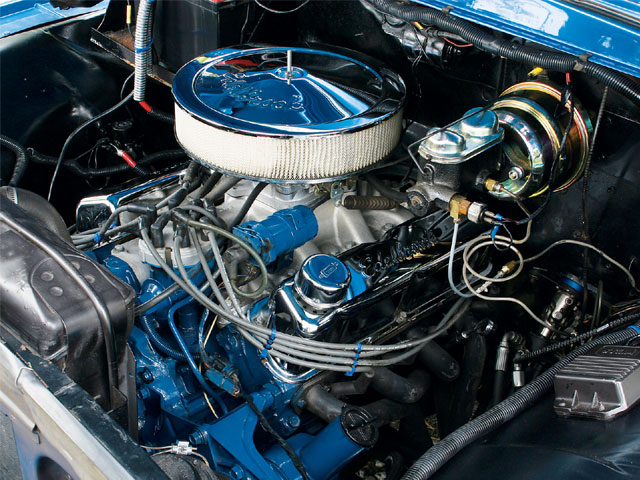 351 Windsor engine