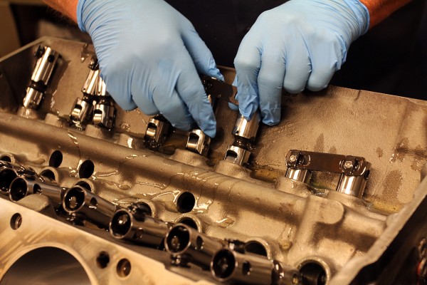 installing lifters in a ford 427 engine