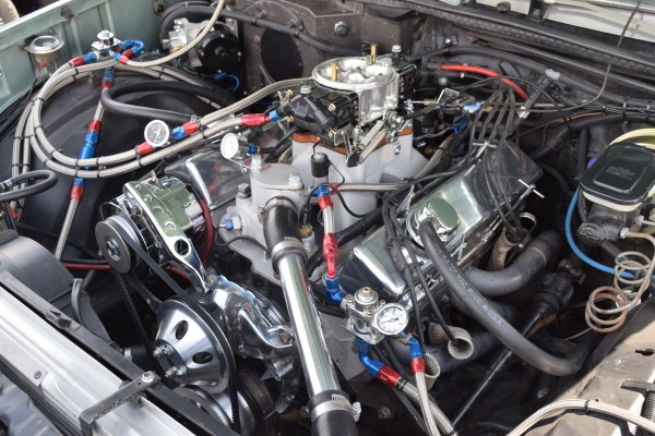 throttle body efi on a small block chevy v8 engine