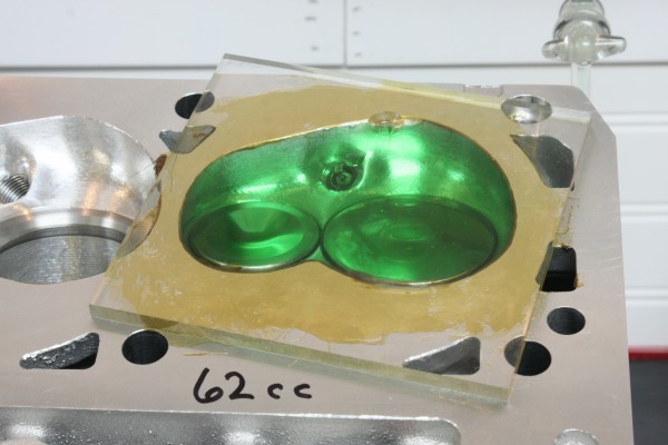 checking combustion chamber volume