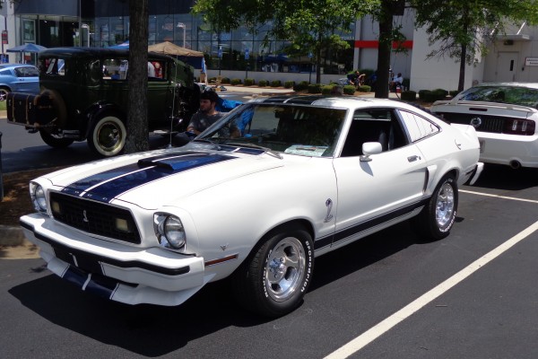 ford mustang cobra II