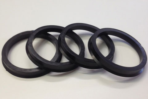 collection of hub-centric rings