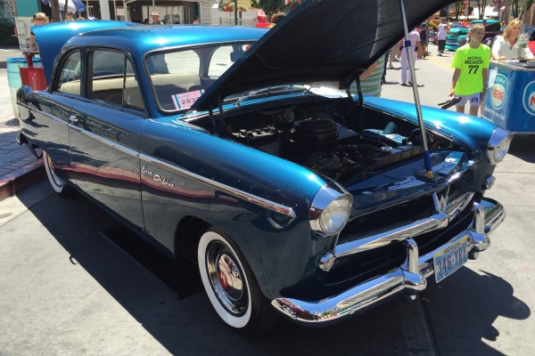 willys lark deluxe at Hot August Nights 2016
