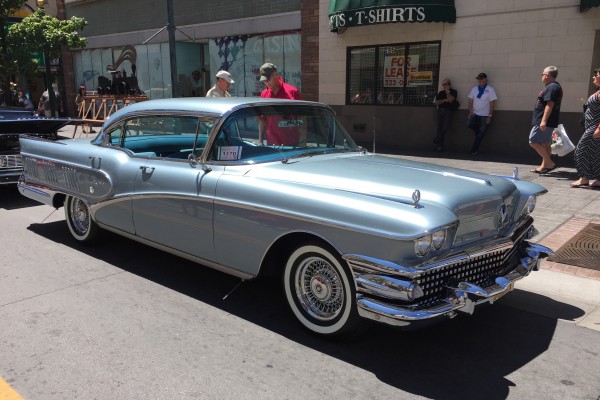 postwar sedan at Hot August Nights 2016