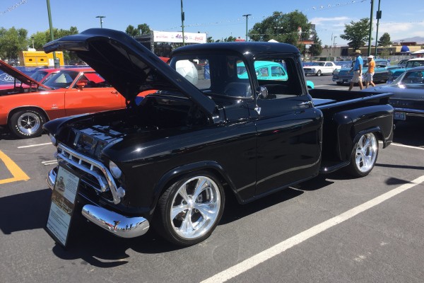 vintage truck at Hot August Nights 2016