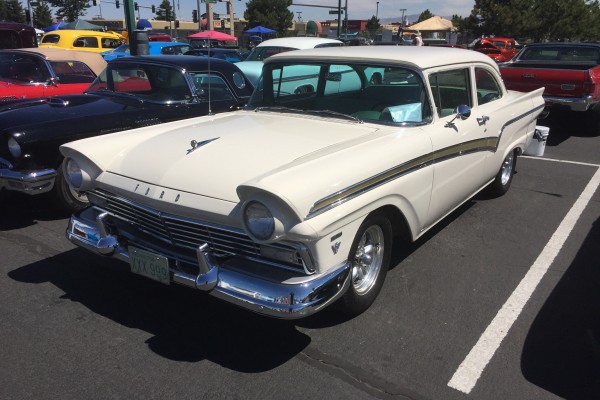 ford postwar coupe at Hot August Nights 2016