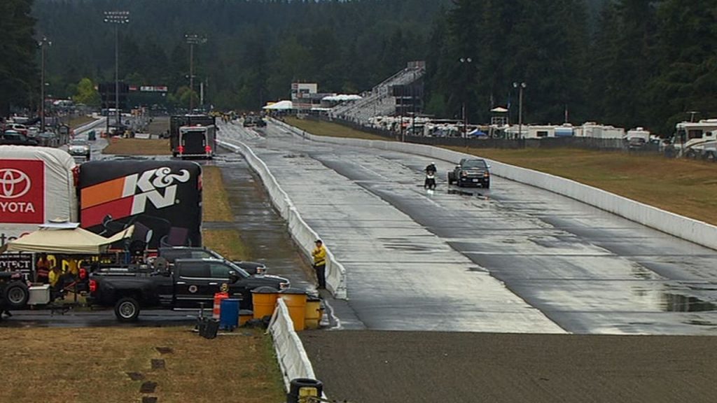 NHRA postpones Northwest Nationals race due to rain 2016