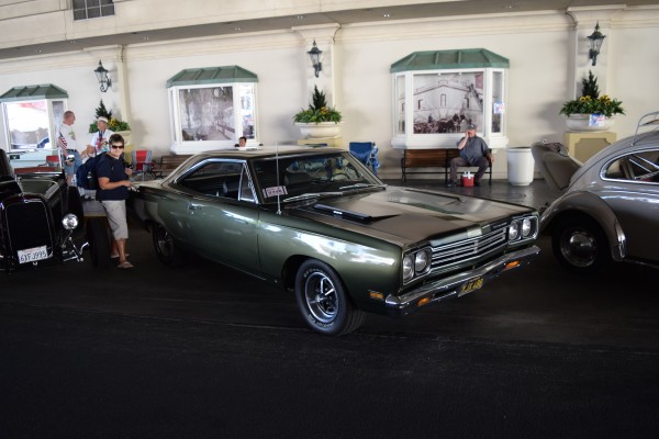plymouth roadrunner at hot august nights 2016