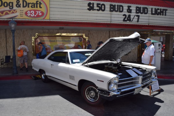 pontiac catalina parked at hot august nights 2016