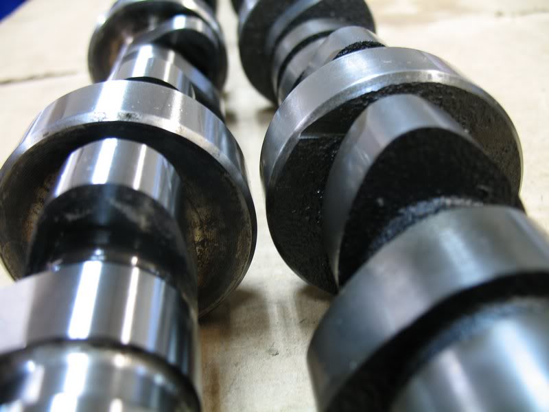 close up of engine camshaft lobes