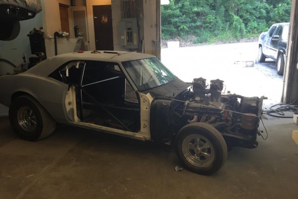 grumpy jenkins camaro during restoration