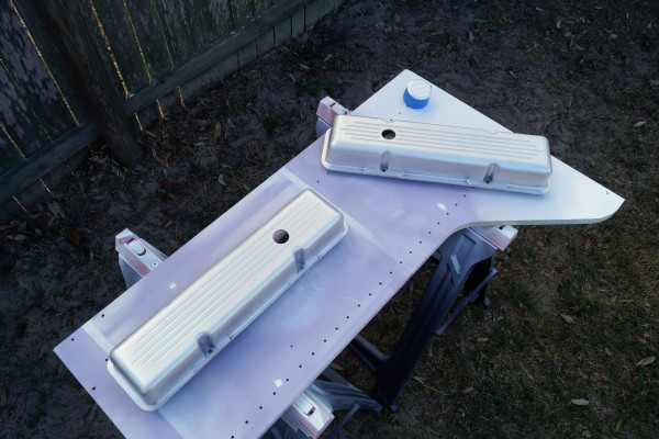 bare valve covers prepped for paint