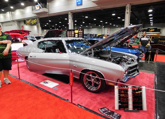 chevy chevelle ss at indoor car show