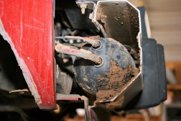 charcoal canister location on jeep cherokee xj