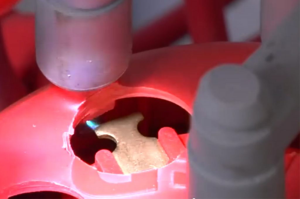 examining distributor rotor phasing