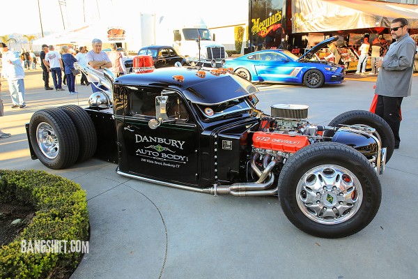 572 big block chevy in a ford hot rod