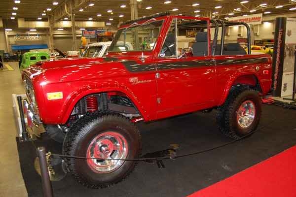 customized ford bronco off roader