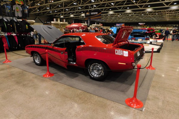AAR plymouth barracuda, red
