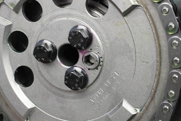 cam bolts and adjustment point on cam gear