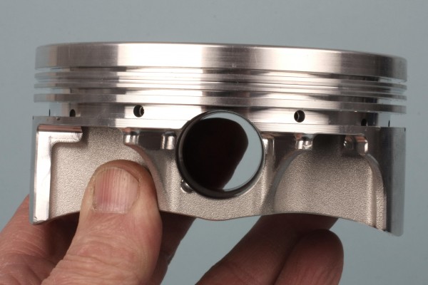 side profile view of piston head