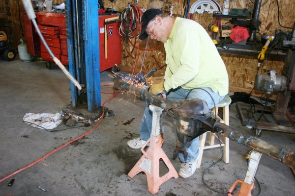 grinding welds on jeep axle