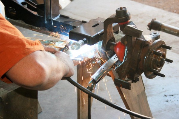 welding brackets on a jeep wrangler axle