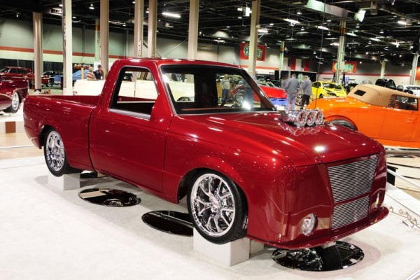 custom pickup truck at 2017 Chicago World of Wheels