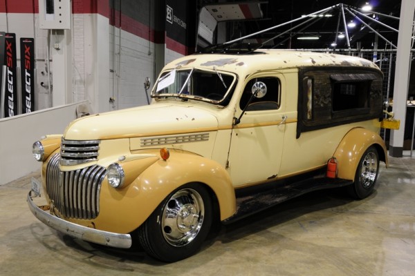 vitage panel wagon truck at 2017 Chicago World of Wheels