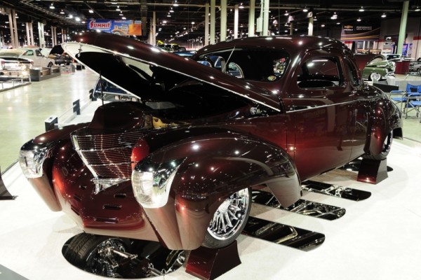 hot rod show car at 2017 Chicago World of Wheels