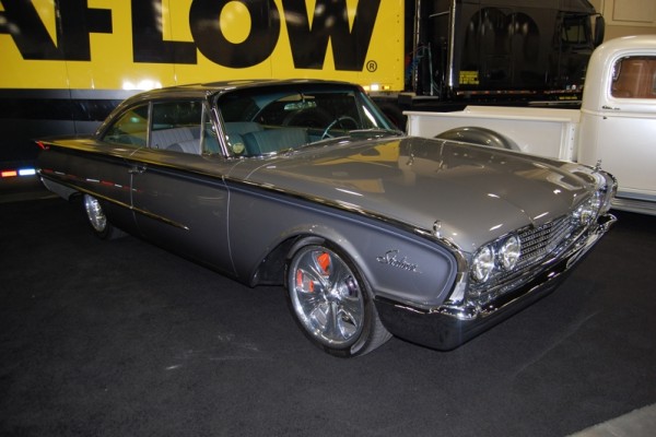vintage ford starliner coupe at 2017 salt lake city autorama