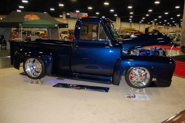 vintage custom show truck at 2017 salt lake city autorama
