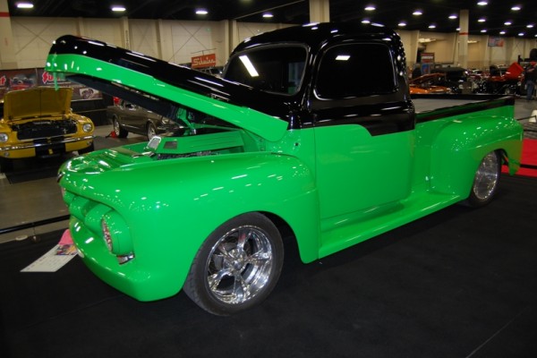 two tone paint on a custom ford truck at 2017 salt lake city autorama
