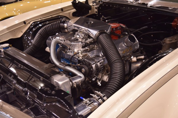 customized and upgraded 455 pontiac engine