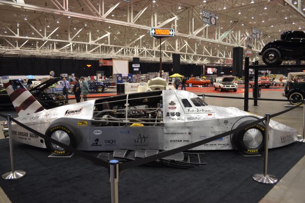 sale flats ecta racer at a car show