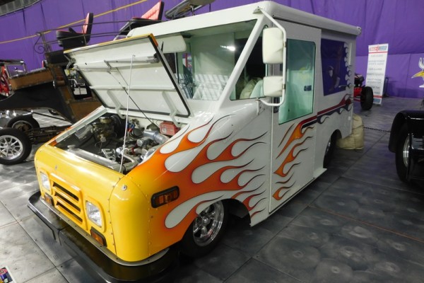 hot rod Grumman LLV postal van mail jeep