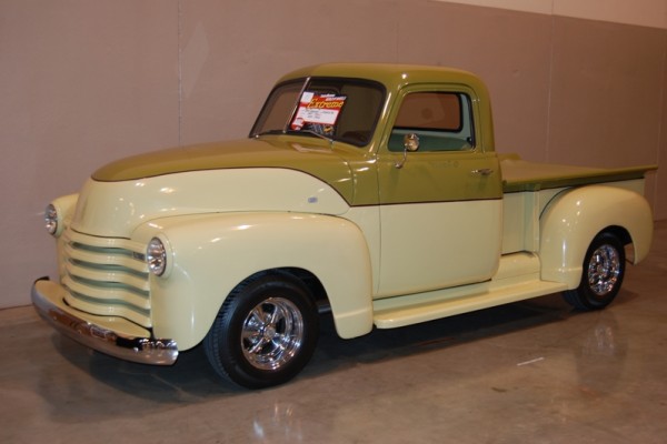 custom chevy 3100 show truck from Omaha World of Wheels 2017