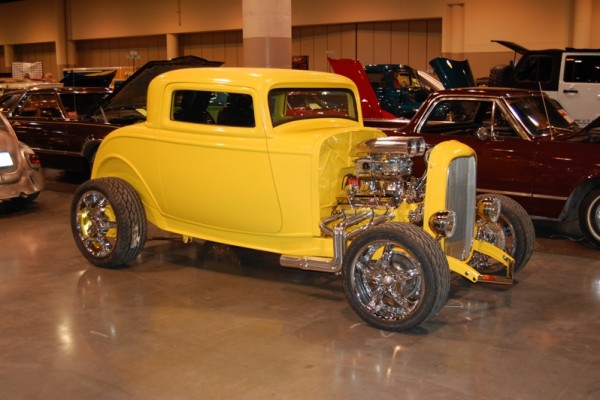 miler style ford deuce coupe hotrod from Omaha World of Wheels 2017