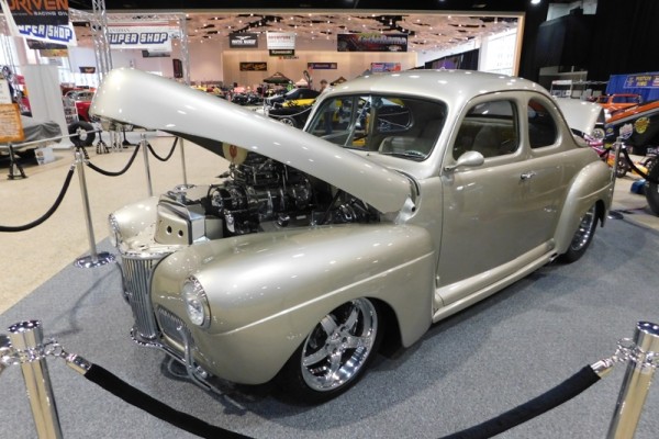 hotrod silver coupe from Winnipeg world of wheels 2017