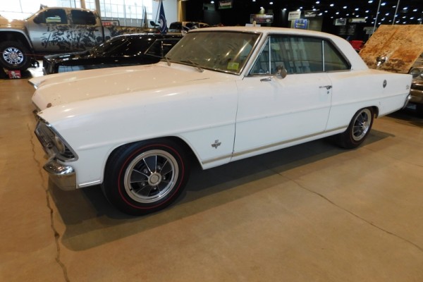 barn find chevy 2 ii nova from Winnipeg world of wheels 2017