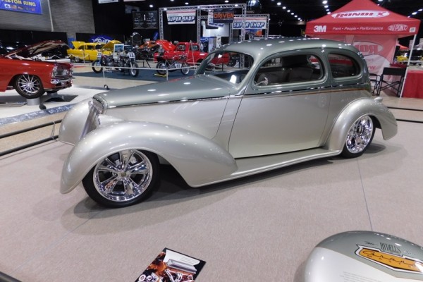 custom hot rod from Winnipeg world of wheels 2017
