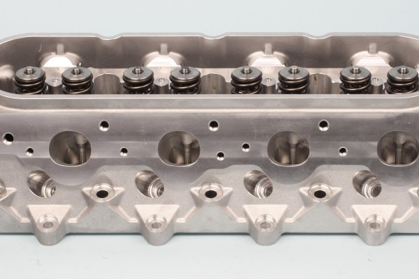 trick flow cylinder head for gm ls engine