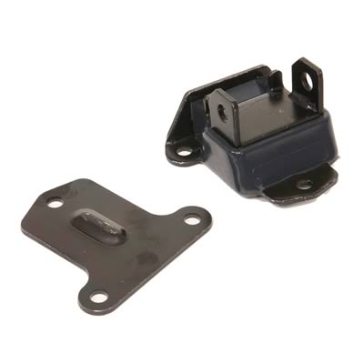 pair of engine mounts