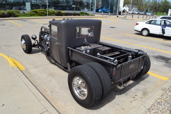 1928 ford rat rod truck, rear view