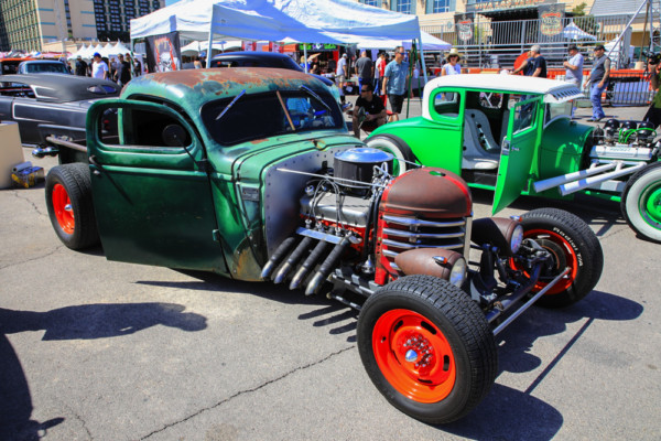 rat rod with big block chevy v8