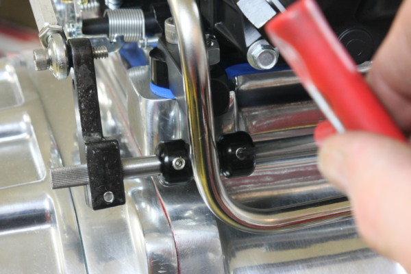 dual carb linkage