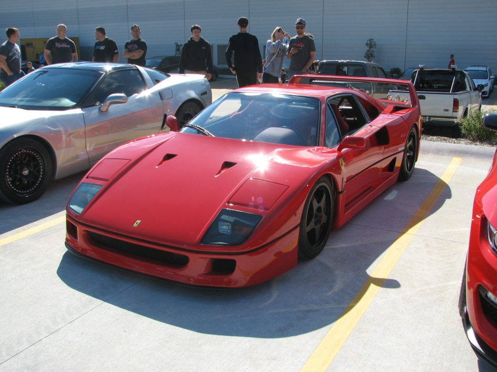 Ferrarri F40, Right, Red