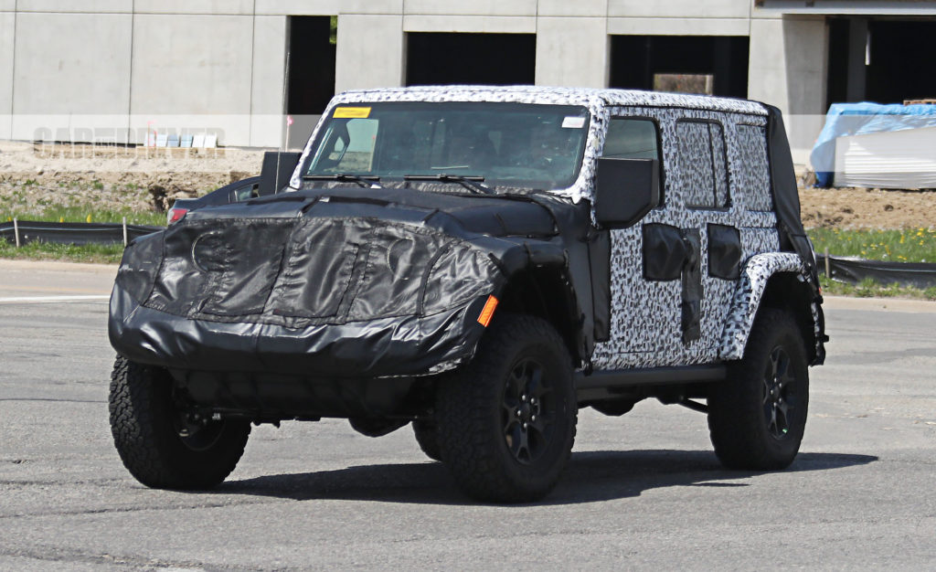 2018 Jeep Wrangler JL spy photo