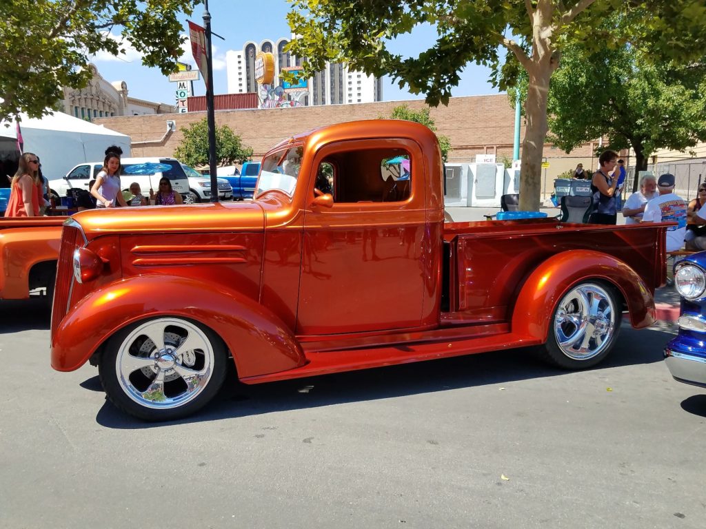 1937 Chevy Truck Street Rod, Side