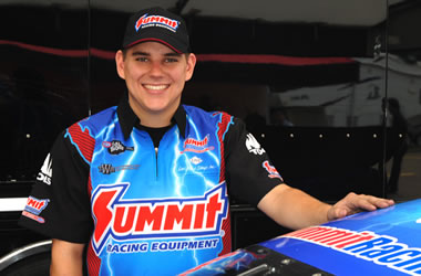 Dan Wilkerson in summit race jersey
