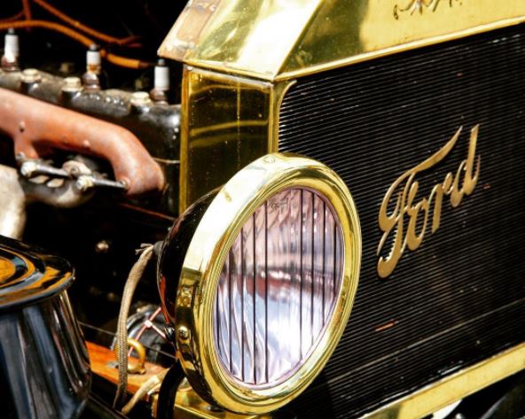 Ford Model T Grille and Headlight, Brass Era